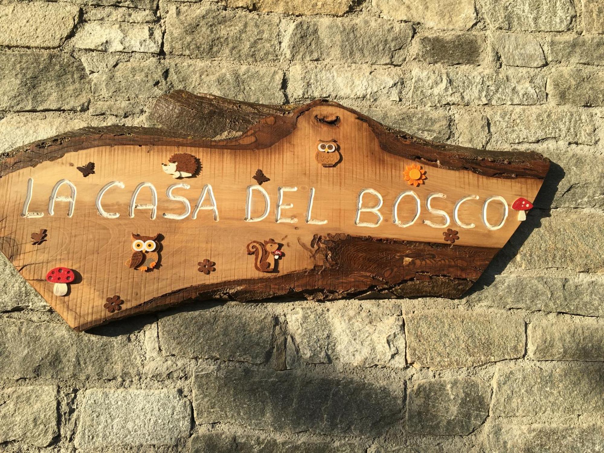 La Casa Del Bosco Apartment อาออสตา ภายนอก รูปภาพ
